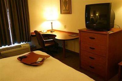 фото отеля Hampton Inn by Hilton Torreon-Airport Galerias