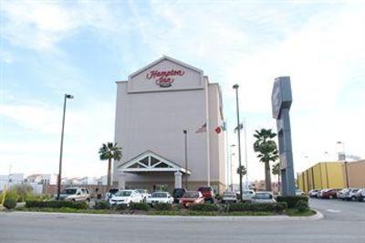 фото отеля Hampton Inn by Hilton Torreon-Airport Galerias
