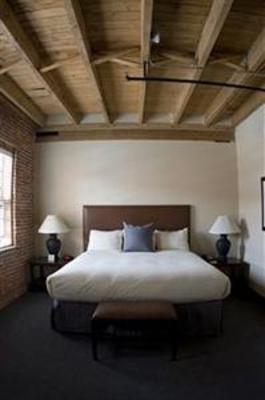фото отеля Cork Factory Hotel