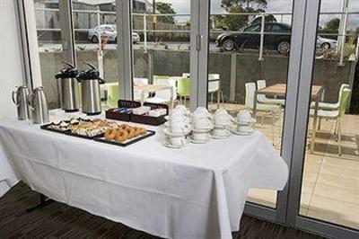 фото отеля Chifley Doveton Hotel Melbourne