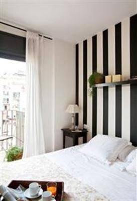 фото отеля Apartments In Barcelona Entenca