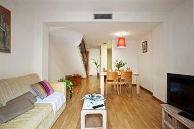 фото отеля Apartments In Barcelona Entenca