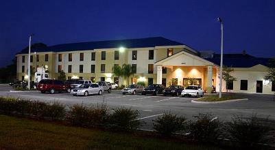 фото отеля Days Inn & Suites Lakeland