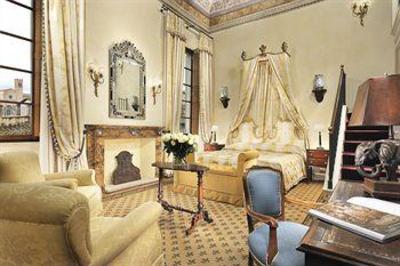 фото отеля Grand Hotel Continental Siena