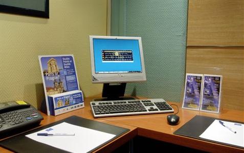 фото отеля Holiday Inn Express Lille Centre