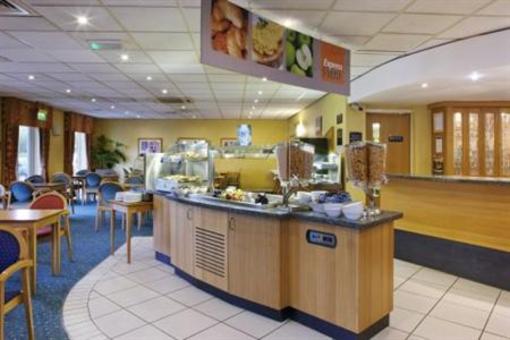 фото отеля Holiday Inn Express Gloucester South
