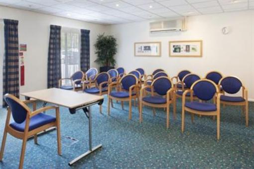 фото отеля Holiday Inn Express Gloucester South