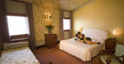 фото отеля Santa Chiara Hotel