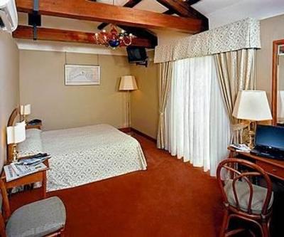 фото отеля Santa Chiara Hotel