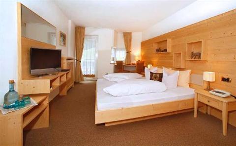 фото отеля Hotel Val Pudra