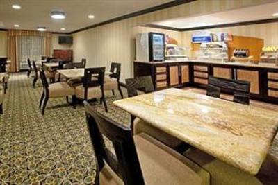 фото отеля Holiday Inn Express Wabash