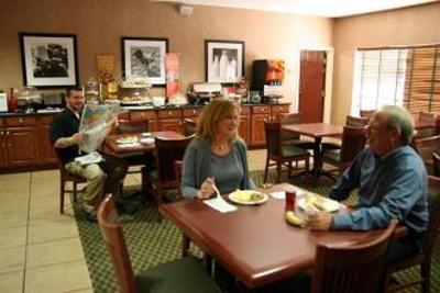 фото отеля Hampton Inn Quincy
