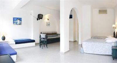 фото отеля Hotel Kamari Platis Gialos