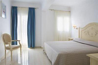 фото отеля Hotel Kamari Platis Gialos