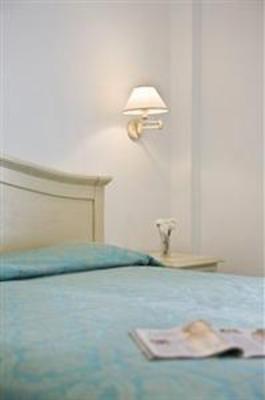фото отеля Hotel Kamari Platis Gialos