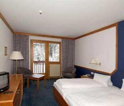 фото отеля Alpen Hotel Weitlanbrunn