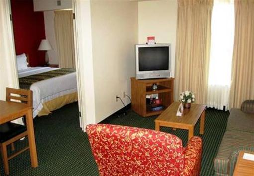 фото отеля Residence Inn Topeka
