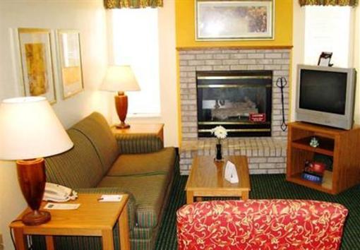 фото отеля Residence Inn Topeka