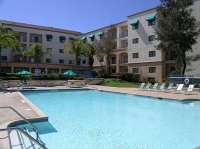 фото отеля Embassy Suites Temecula Valley Wine Country