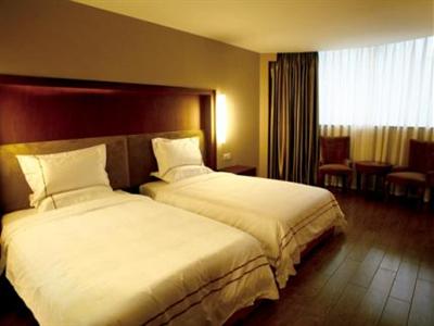 фото отеля Phoenix Regalia Hotel In Chain Chunxi Branch Store of Chengdu