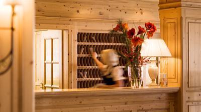 фото отеля Hotel Tirolerhof Zell am See