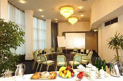 фото отеля Austria Trend Hotel Donauzentrum