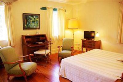 фото отеля Le Domaine De La Colombiere Hotel Moissieu-sur-Dolon