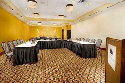 фото отеля Doubletree Hotel Chattanooga