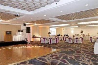 фото отеля Radisson Hotel Corning