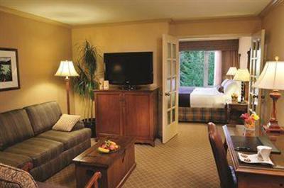 фото отеля Fairmont Chateau Whistler Resort