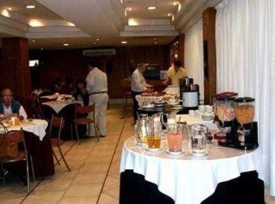 фото отеля San Remo City Hotel