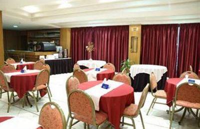 фото отеля San Remo City Hotel