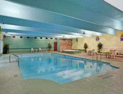 фото отеля Travelodge Kenora