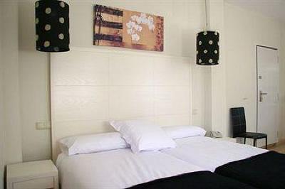 фото отеля Aparthotel Novo Sancti Petri