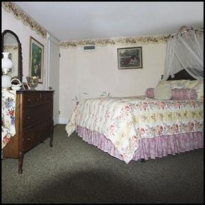 фото отеля Chantilly Lace Inn