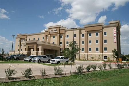 фото отеля Hampton Inn & Suites Cleburne