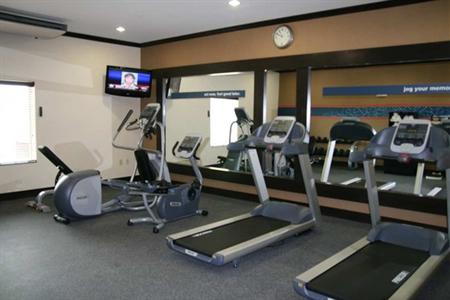 фото отеля Hampton Inn & Suites Cleburne
