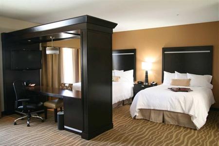 фото отеля Hampton Inn & Suites Cleburne