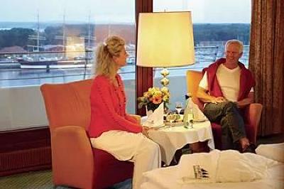 фото отеля Maritim Strandhotel