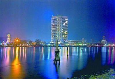 фото отеля Maritim Strandhotel