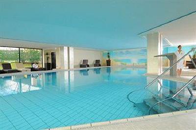 фото отеля Maritim Strandhotel