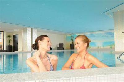 фото отеля Maritim Strandhotel