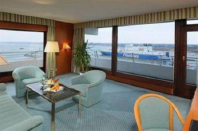 фото отеля Maritim Strandhotel