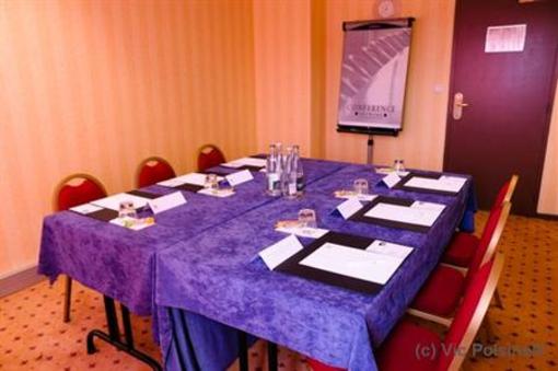 фото отеля Holiday Inn Thoiry Geneva Airport