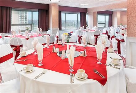 фото отеля Holiday Inn Rosslyn @ Key Bridge