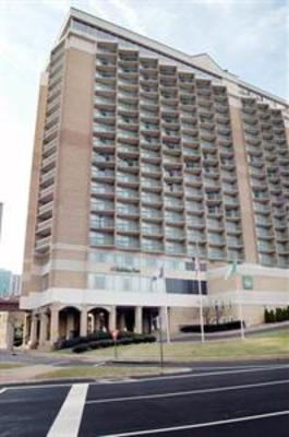 фото отеля Holiday Inn Rosslyn @ Key Bridge