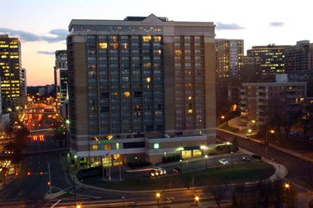 фото отеля Holiday Inn Rosslyn @ Key Bridge