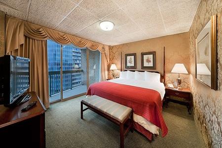 фото отеля Holiday Inn Rosslyn @ Key Bridge