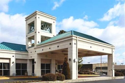 фото отеля Holiday Inn Express Hotel & Suites Hunstville-University Drive