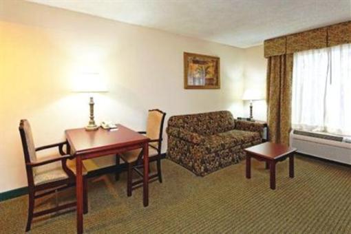фото отеля Holiday Inn Express Hotel & Suites Hunstville-University Drive